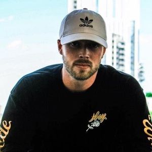 Meet your Posher, Aaron